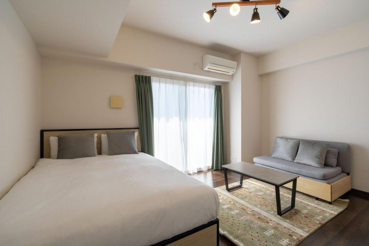 Crecia Dotonbori Apartment Osaka Bagian luar foto